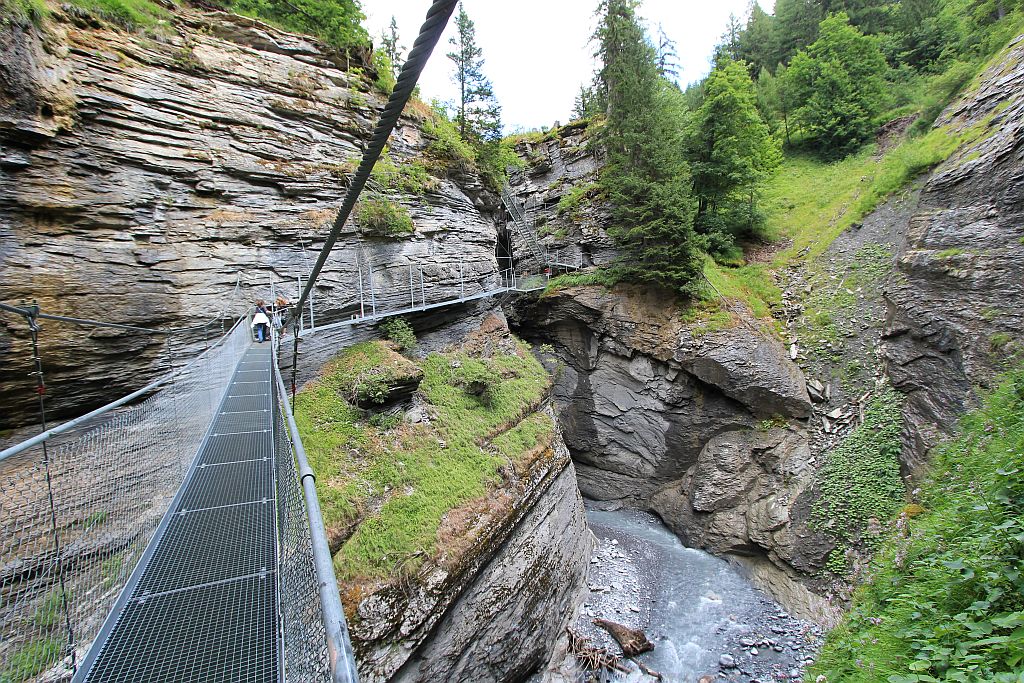 Gorges de la Dala / Passerelle des sources thermales