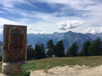sentier des masques - Veysonnaz